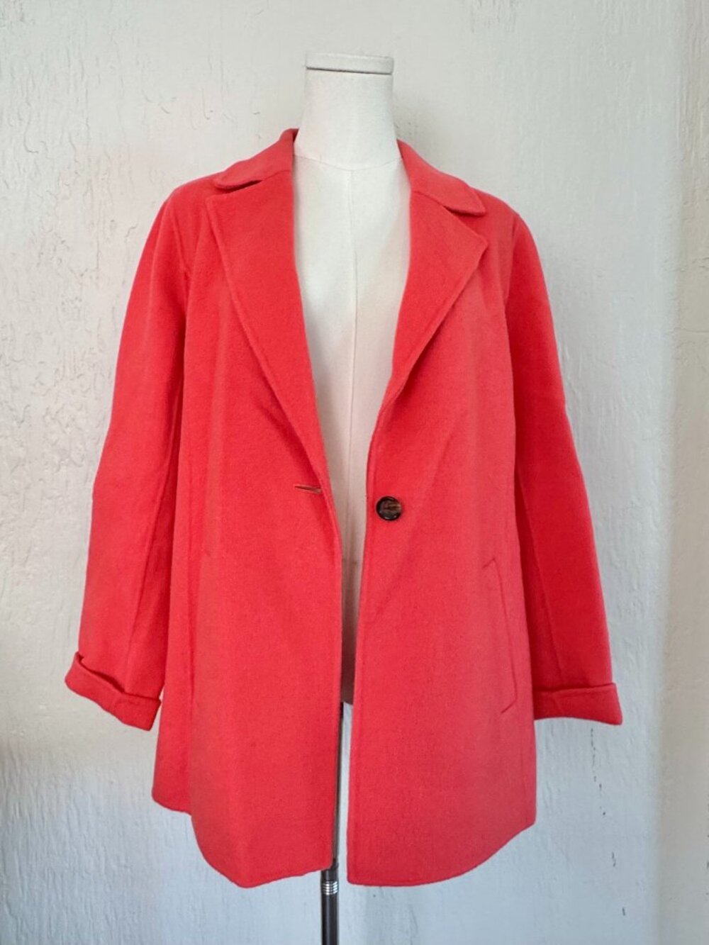 LIKE NEW Beautiful Wool Blend Jacket Blazer Coat Coral